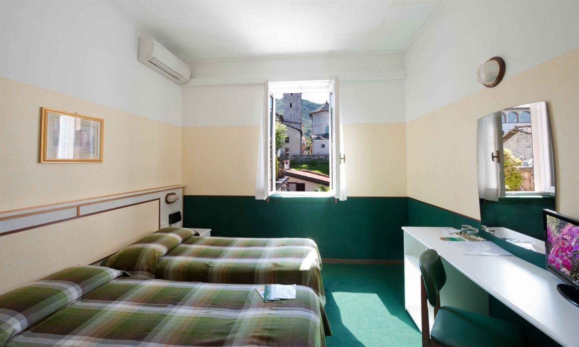 Hotel Eden Baveno Exterior photo